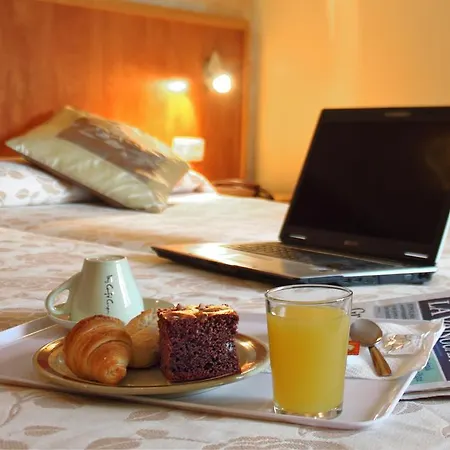 Angeles Otel 2*