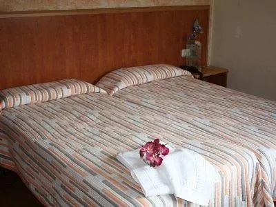 Hotell Angeles Figueres (Girona)